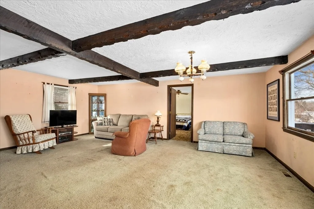 Photo of 51 Fairview Dr