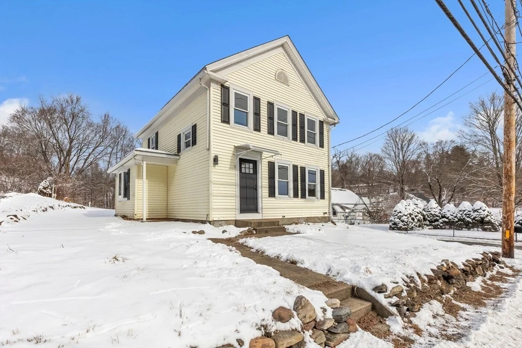 Photo of 3264 Boston Road