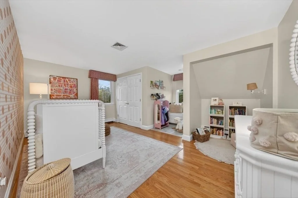 Photo of 18 Crowes Ln