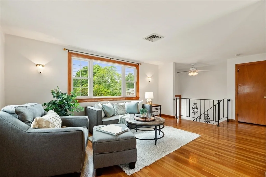 Photo of 4 Eileen Rd