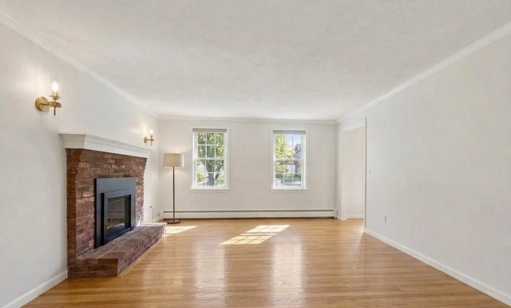 Photo of 43 Dibuono Dr