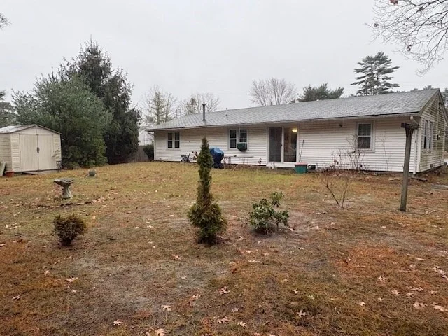 Photo of 11 Acoaxet Ln