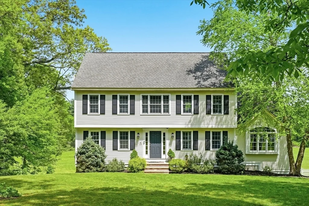 Photo of 26 Long Hill Rd