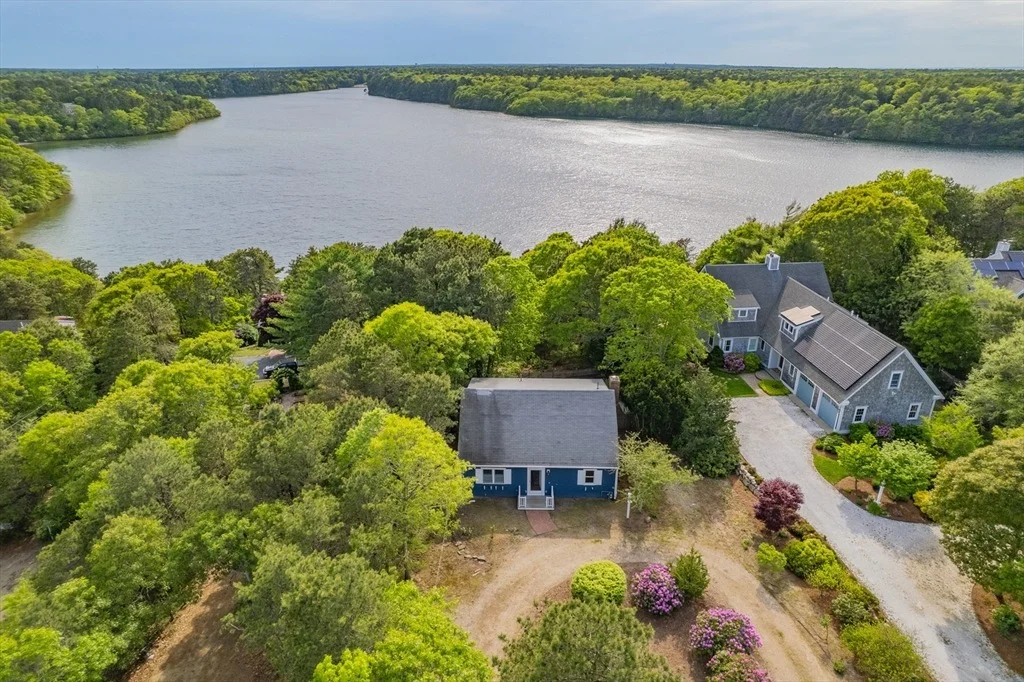 Photo of 272 Sheep Pond Dr