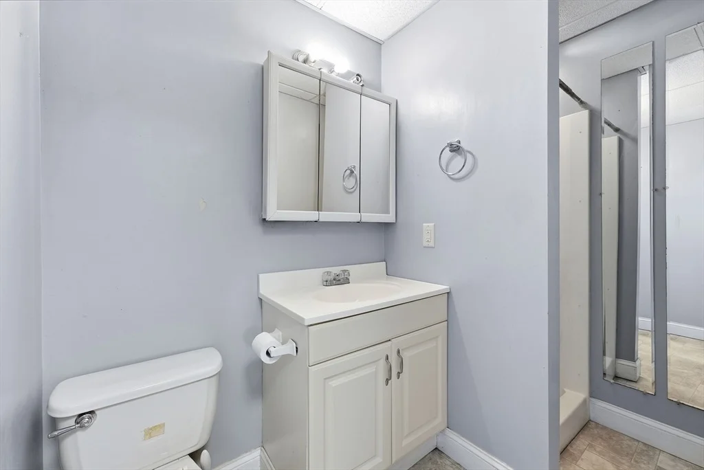 Photo of 128 Newfield Rd
