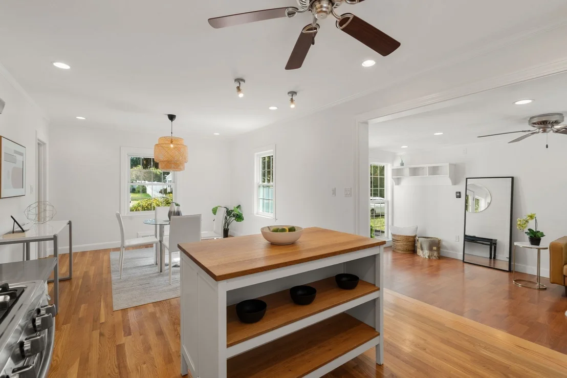 Photo of 115 Brookside Ave