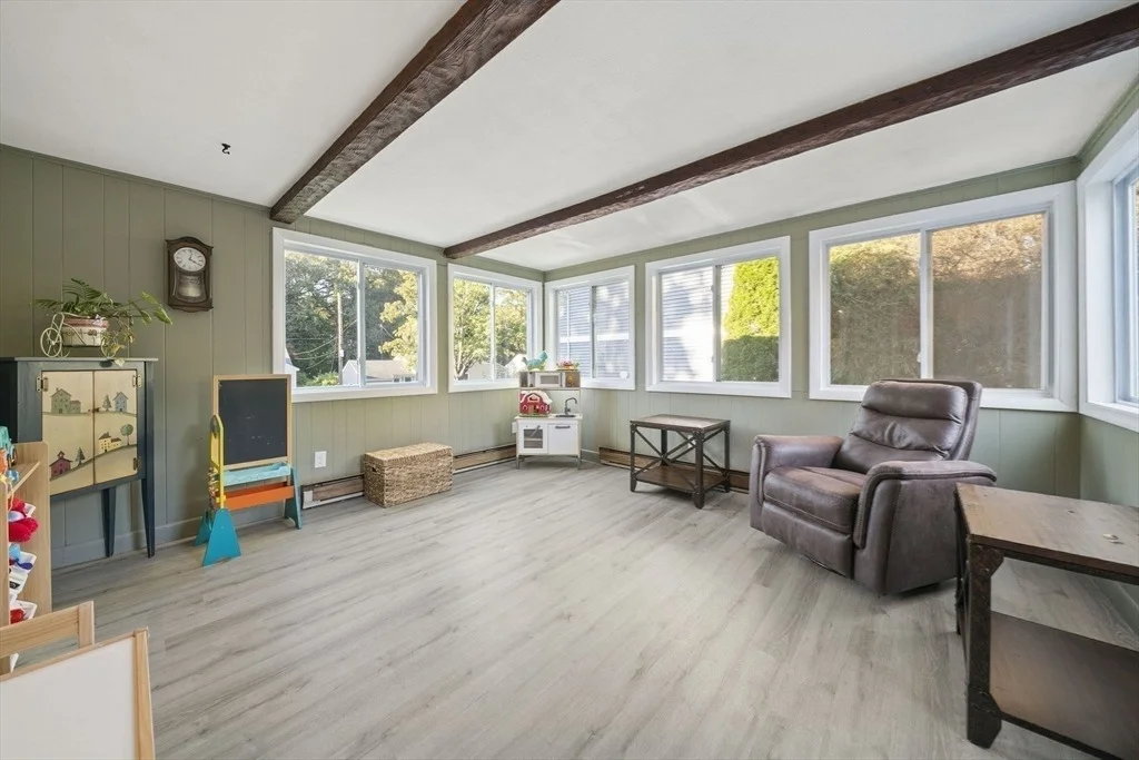 Photo of 17 Badger Cir