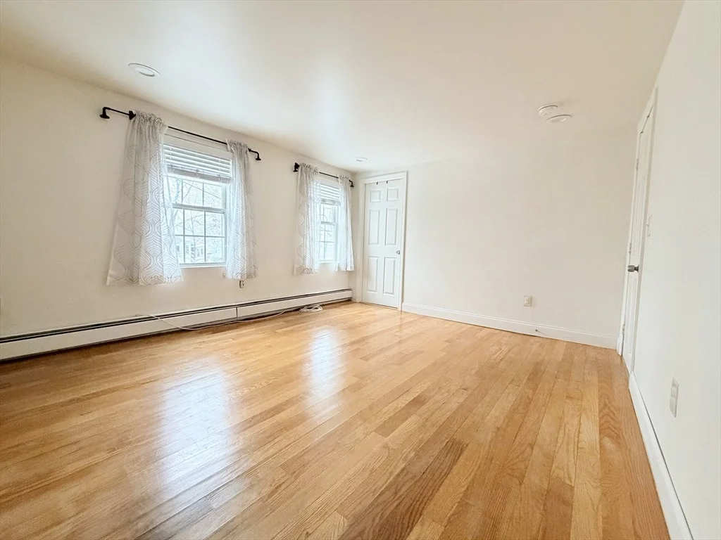 Photo of 12 Danforth St