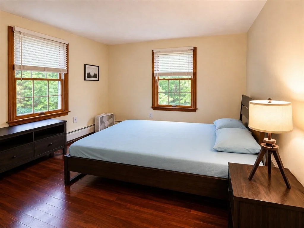 Photo of 19 Hideaway Ln