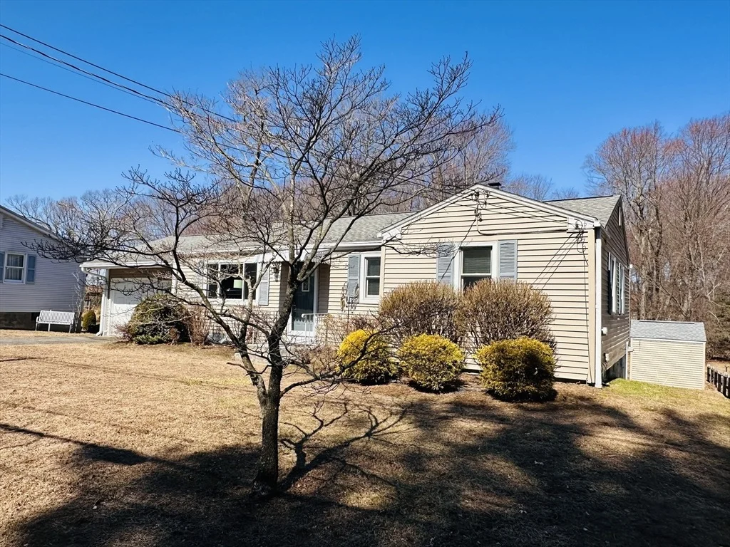 Photo of 240 Mccarthy Ave