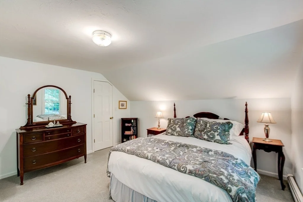 Photo of 70 Willard Road