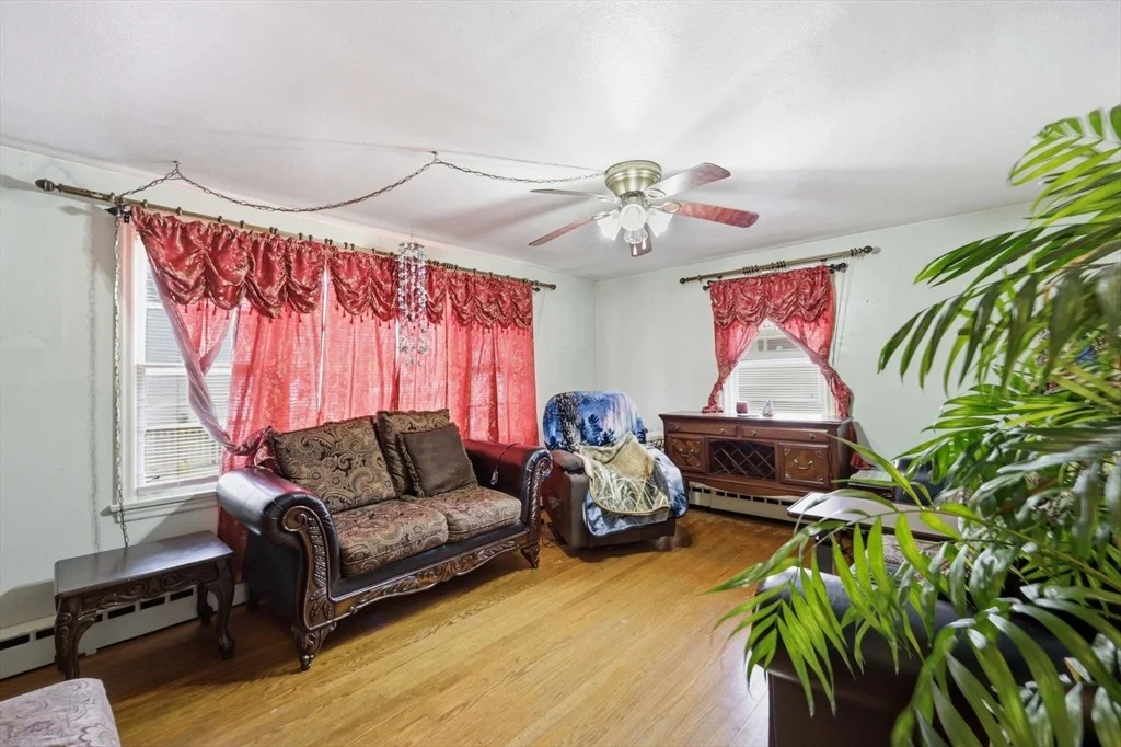 Photo of 19 Carnavon Circle