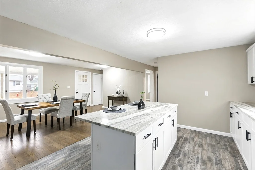 Photo of 27 Janine St