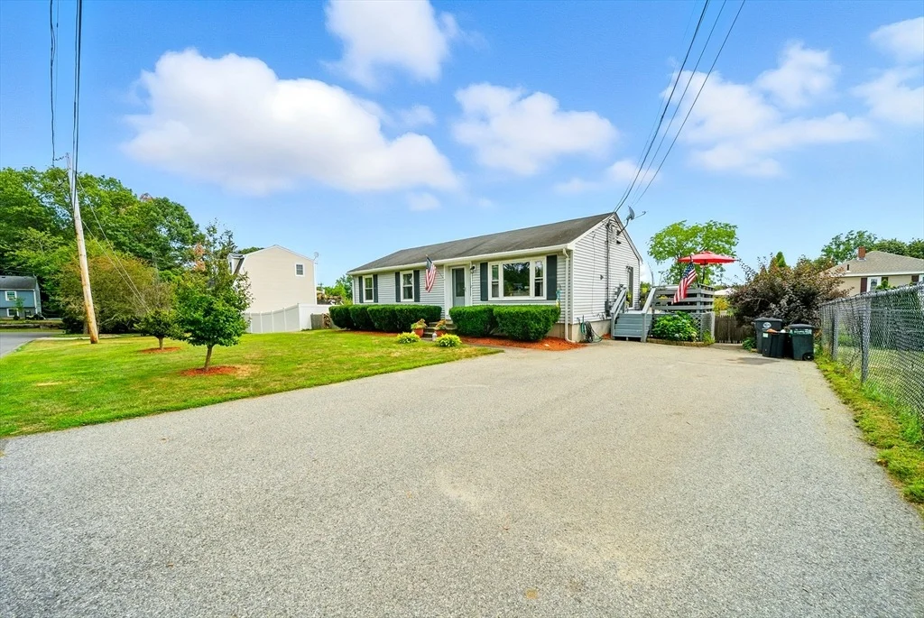 Photo of 2 Overlook Ave