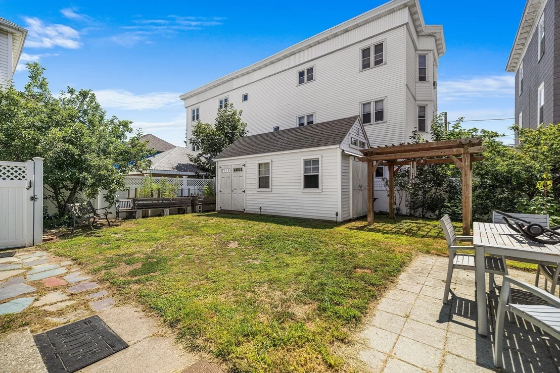 Photo of 43 Dolphin Ave