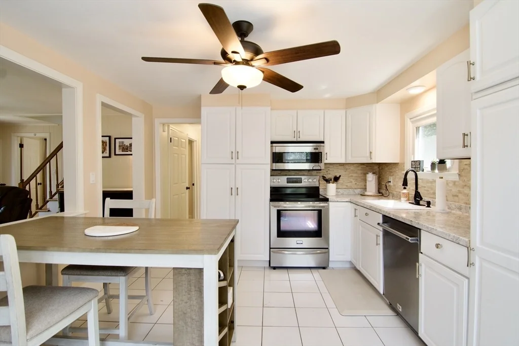 Photo of 48 Booth Rd