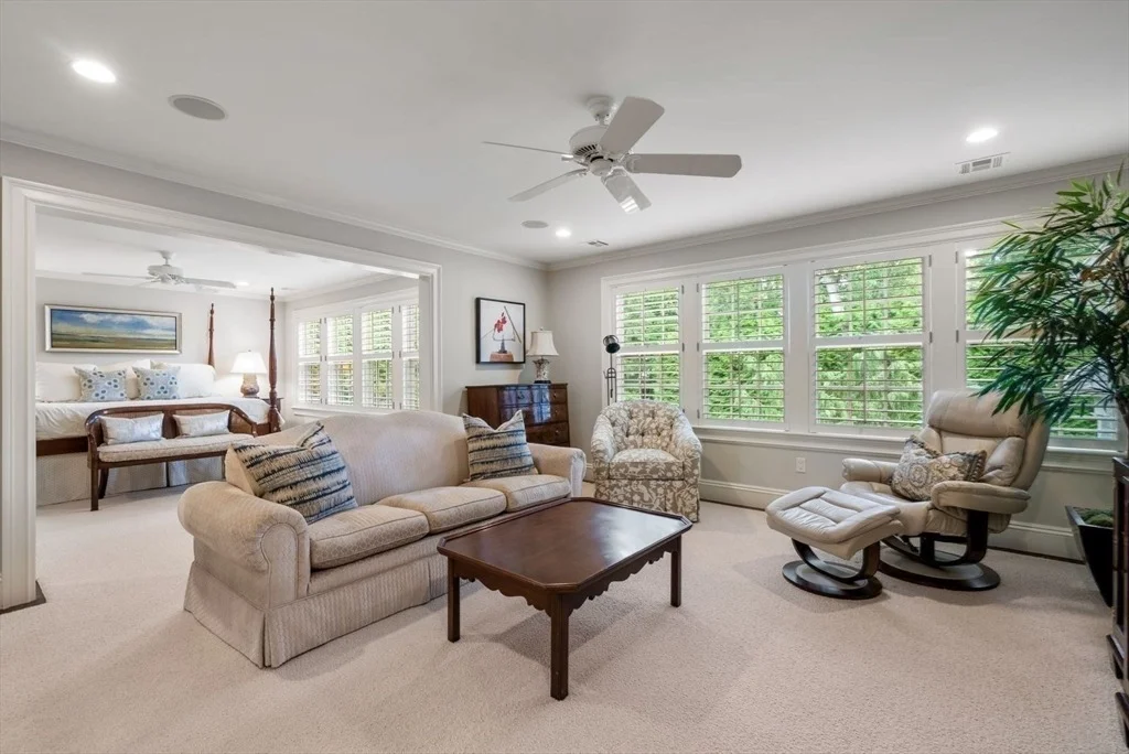 Photo of 44 Whiting Road