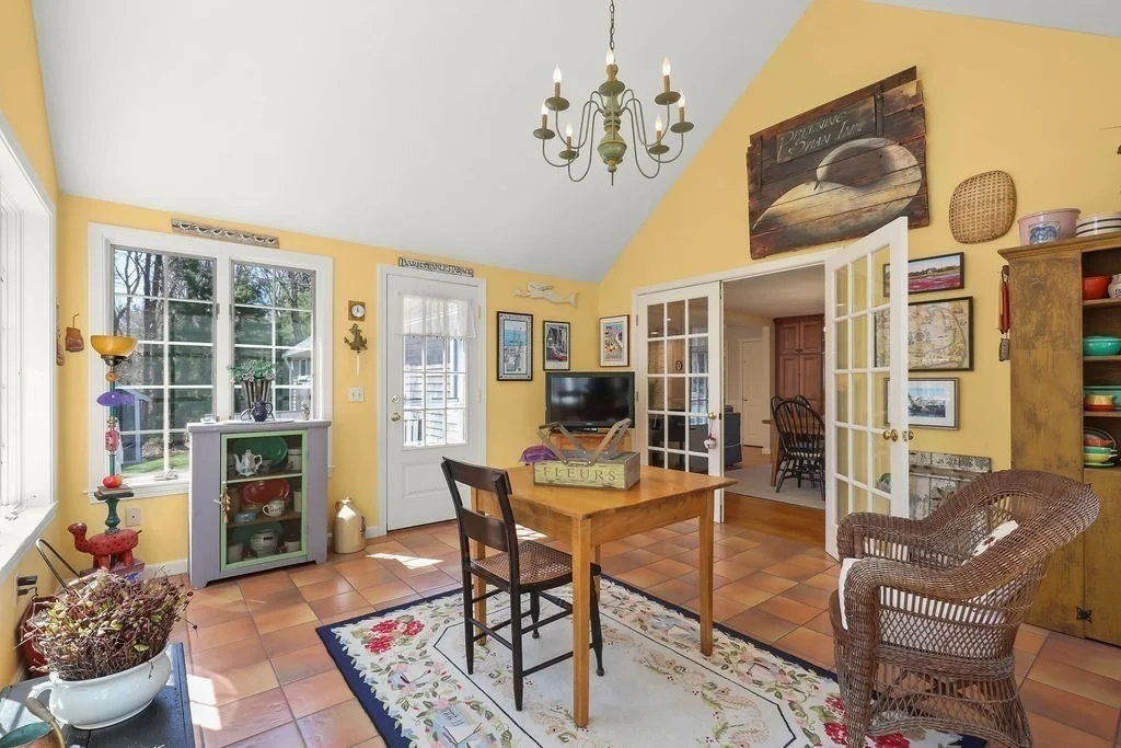 Photo of 170 Sturbridge Drive