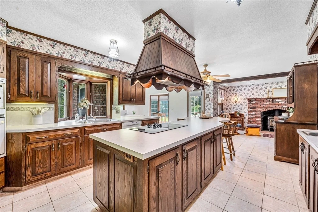 Photo of 98 Blossom Rd