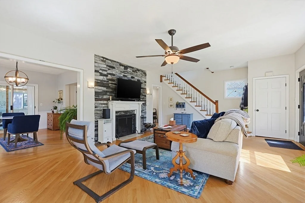 Photo of 9 Commonwealth Ave