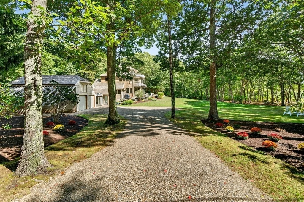Photo of 91 Piney Point Rd