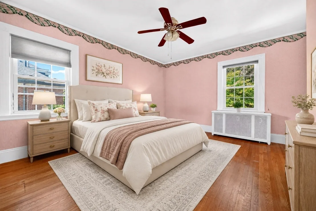 Photo of 127 Commonwealth Ave