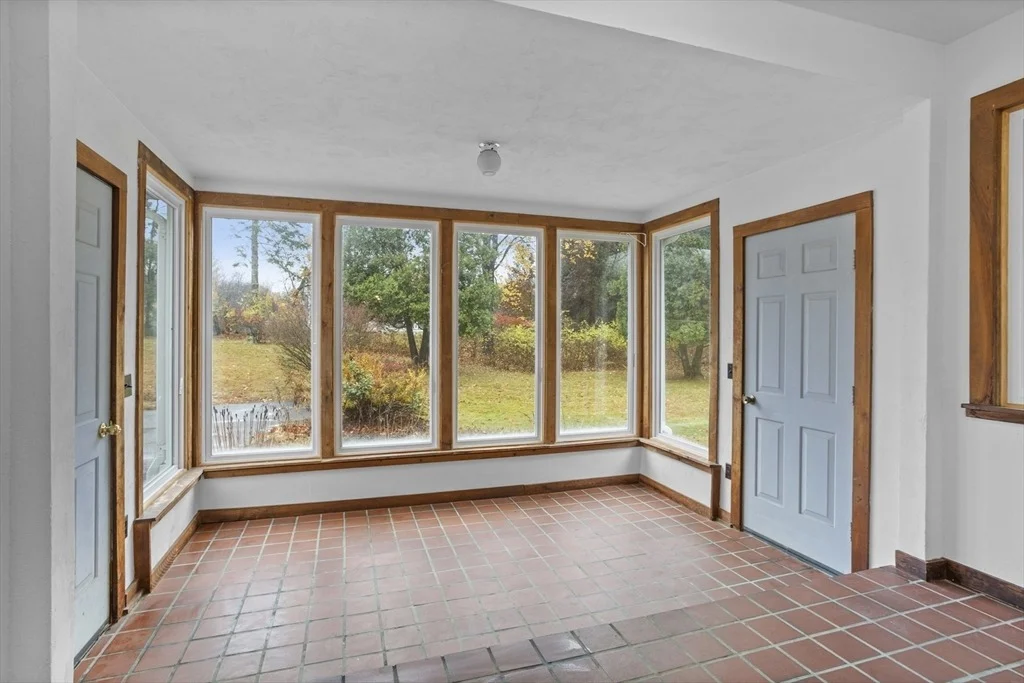 Photo of 21 Flagg Rd