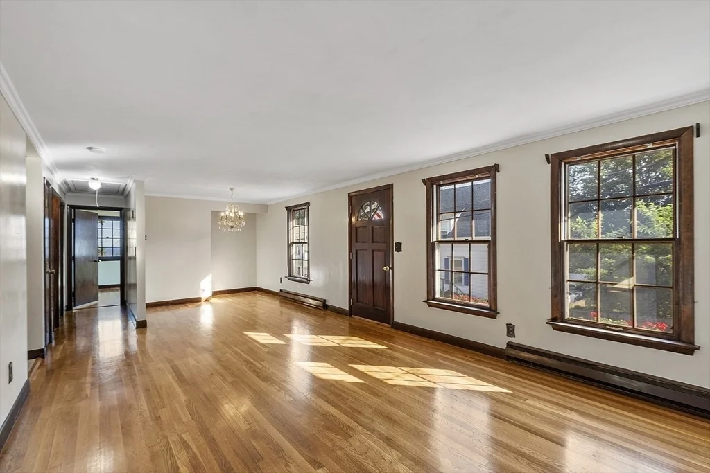 Photo of 2 Norseman Avenue