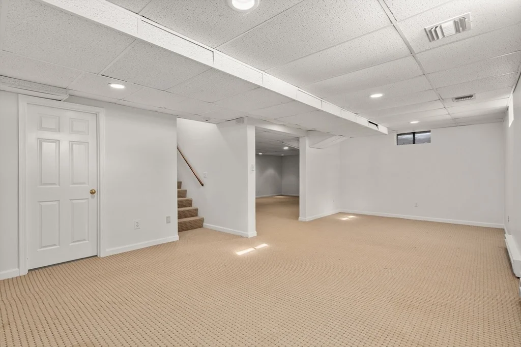 Photo of 48 Algonquian Dr