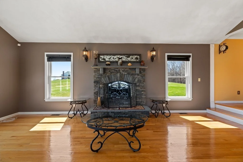 Photo of 65 Skyfields Dr