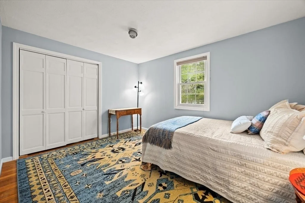 Photo of 1480 Great Plain Ave