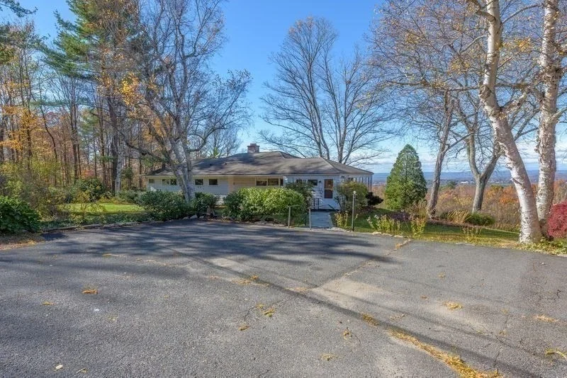 Photo of 41 Arnold Rd