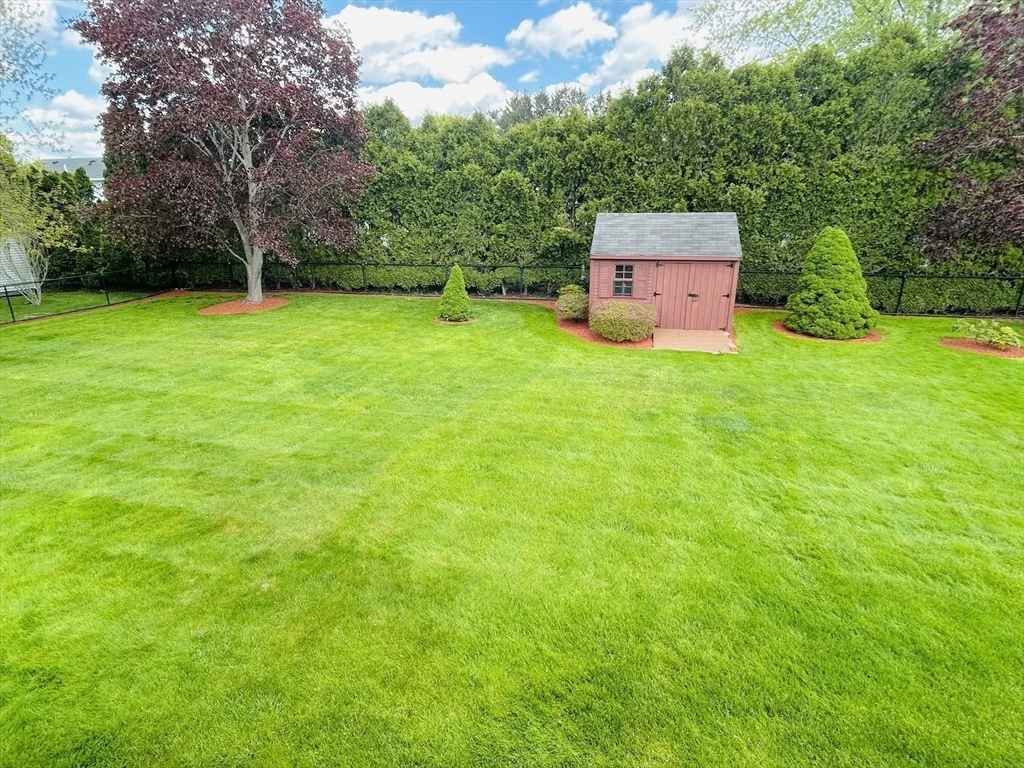 Photo of 166 Mohawk Dr