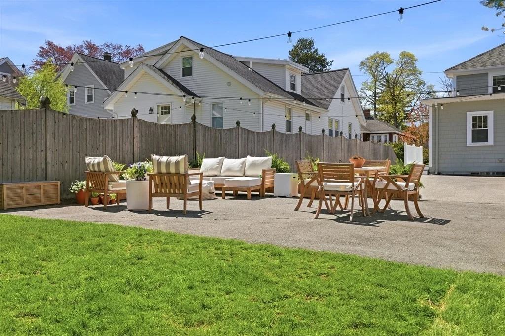 Photo of 75 School Street