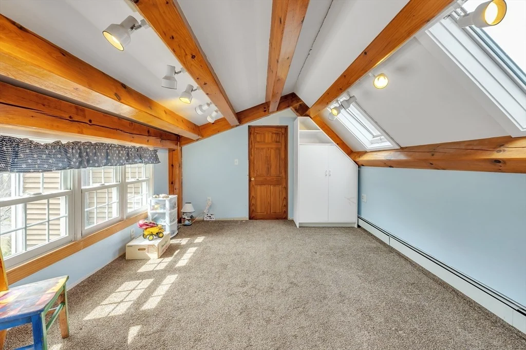 Photo of 89 Kittery Ave