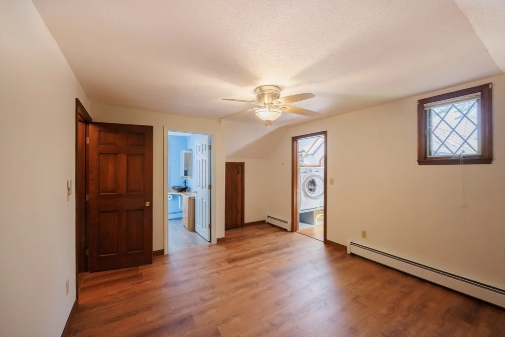Photo of 57 Shore Rd