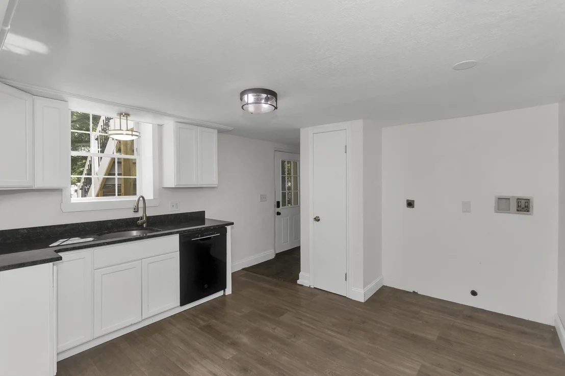Photo of 17 Congamond Rd