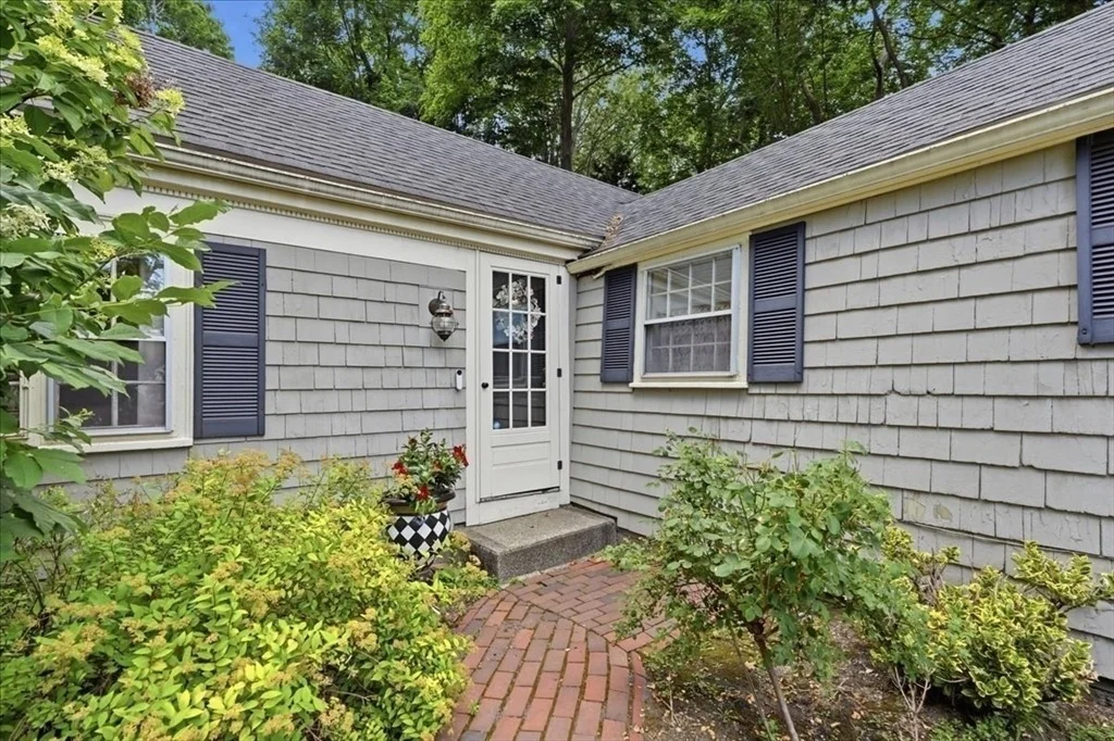 Photo of 485 Main St