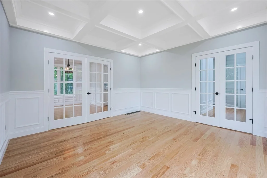 Photo of 87 Summer Street