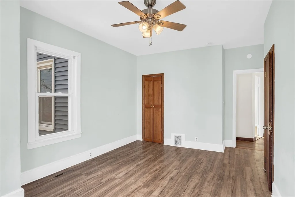 Photo of 16 Walnut Terr