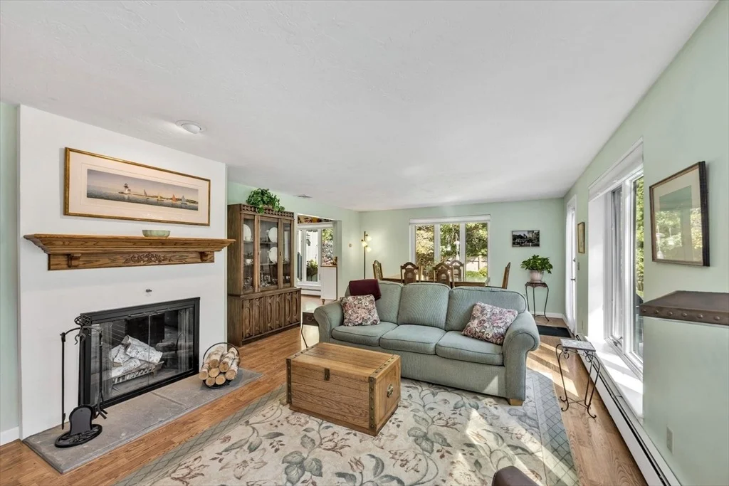 Photo of 17 Thatcher Holway Road