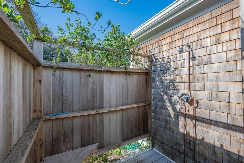 Photo of 59 Robbins St