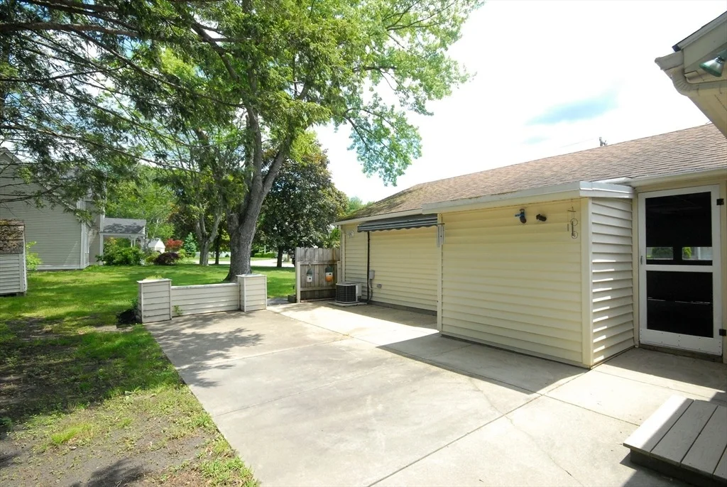 Photo of 12 Reo Rd