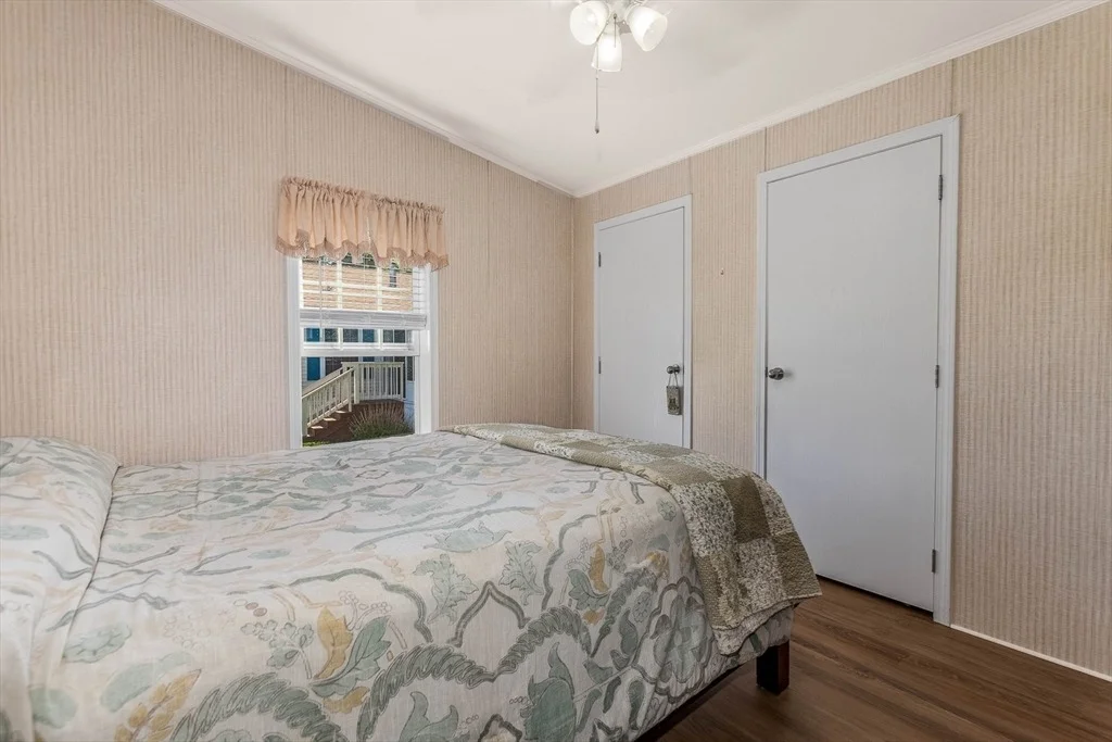 Photo of 54 Georges Loop