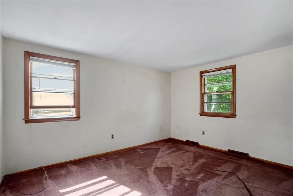 Photo of 111 Crestfield Dr