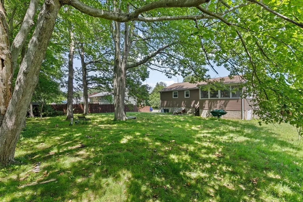 Photo of 16 Niles Rd