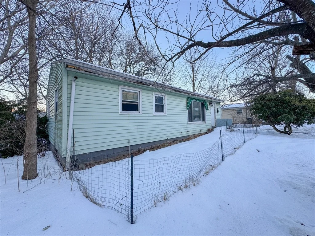 Photo of 90 Thornton St