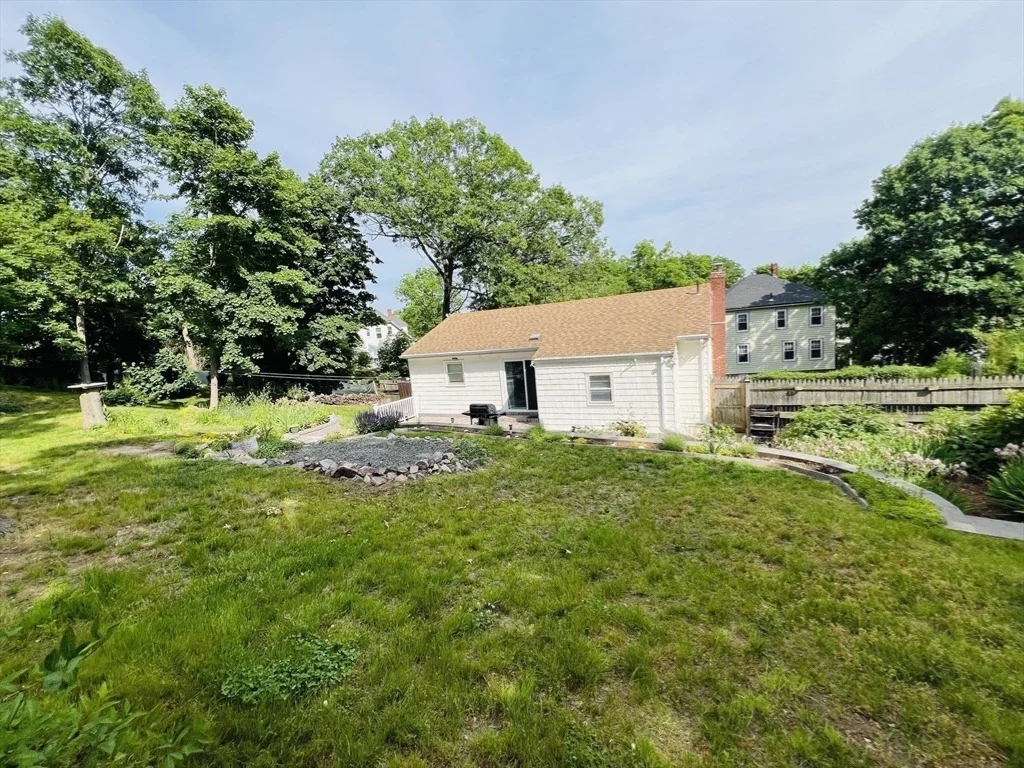 Photo of 16 Ridge Ave