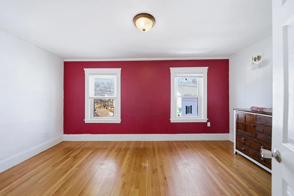 Photo of 12 Eade St