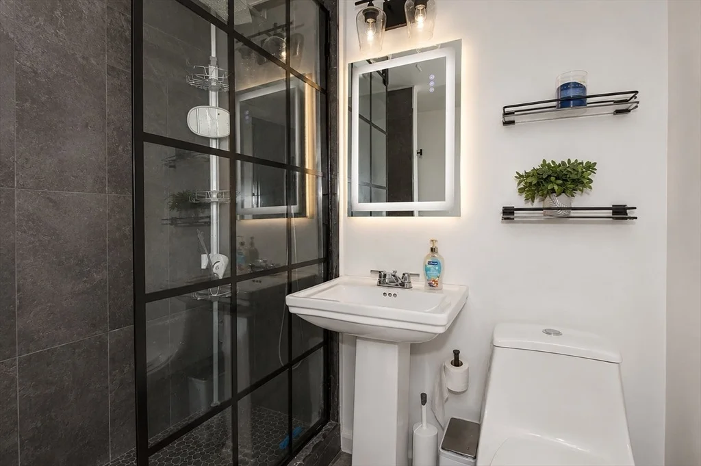 Photo of 33 Plumtree Road